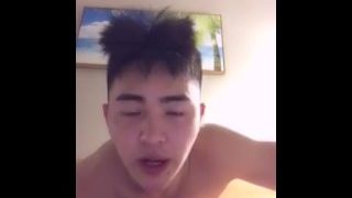 Handsome Chinese Couple Livestream – Blowjob